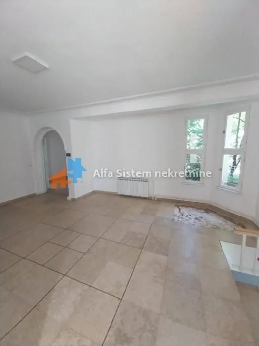 Rent, apartment, 250m², Neimar, Vračar Sve Podlokacije
