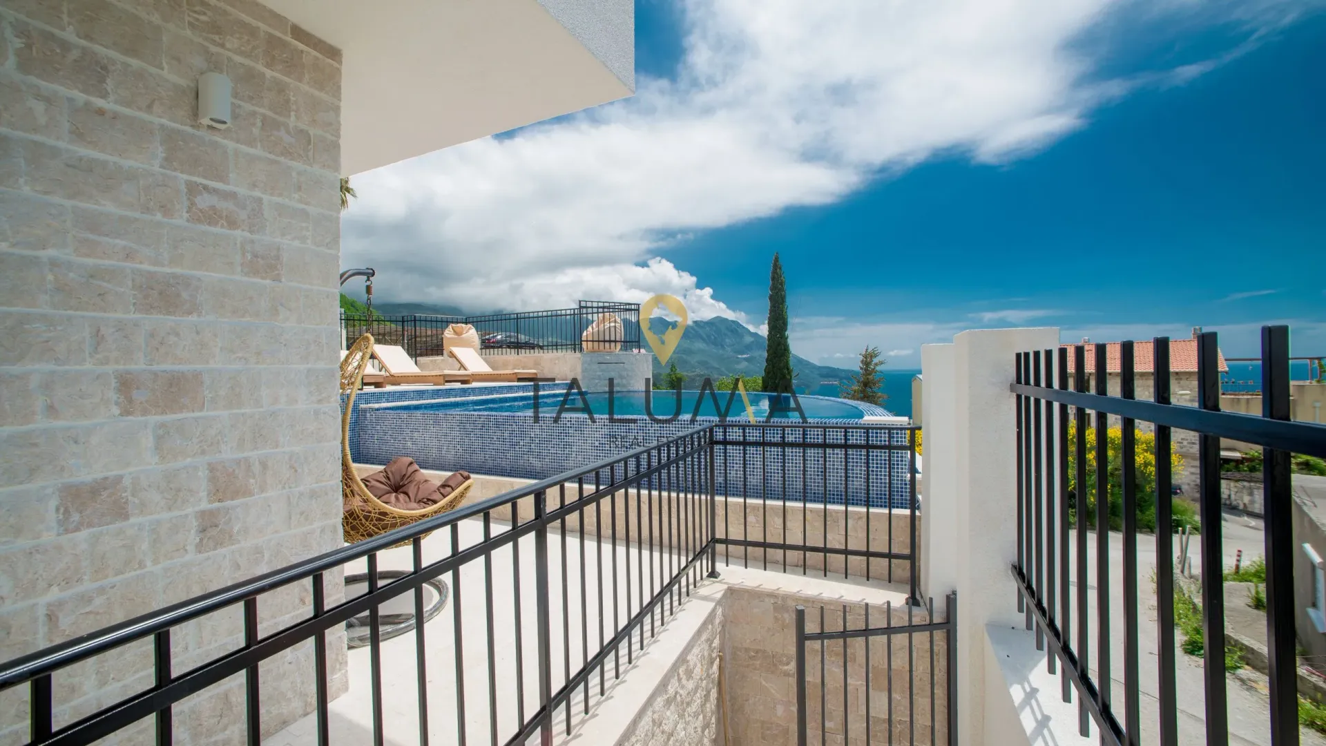 Sale, house, 170m², Ivanovići, Budva