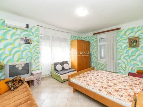 Prodaja, dvosoban stan, 87m², Herceg Novi, Crna Gora - image 4