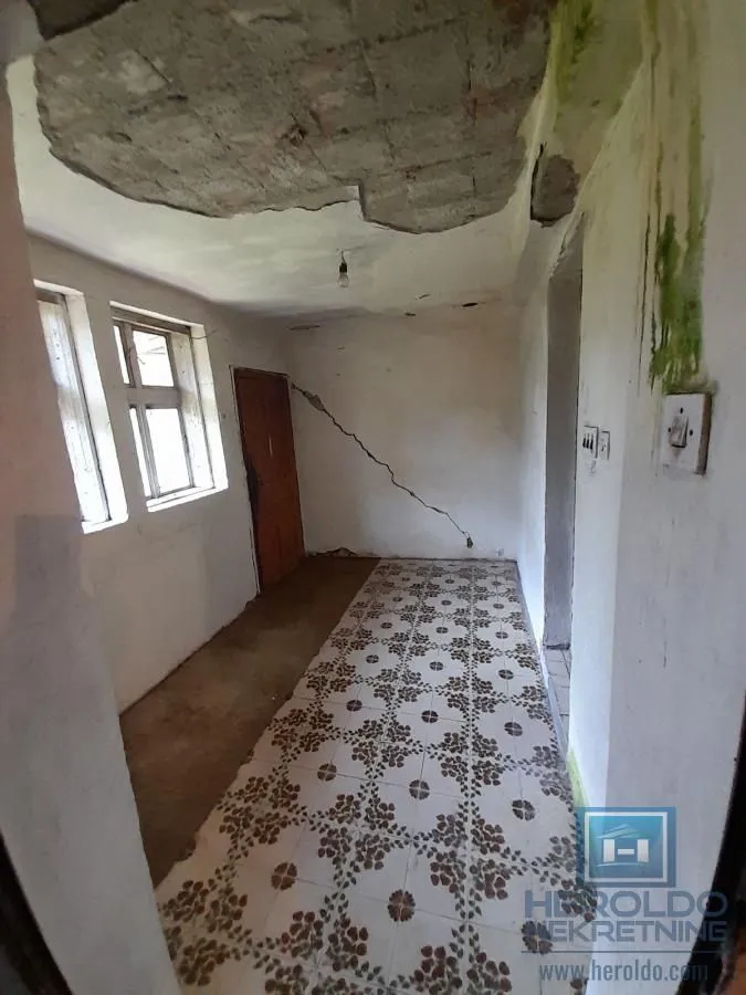 Prodaja, kuća, 200m², Glogovac, Jagodina
