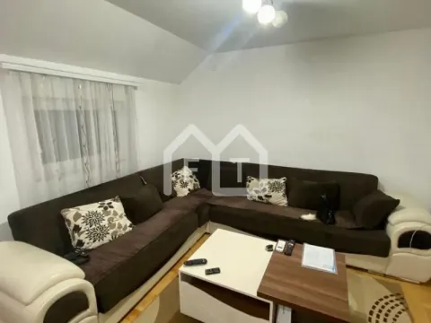 Rent, four bedroom apartment, 120m², Zemun Sve Podlokacije, Beograd