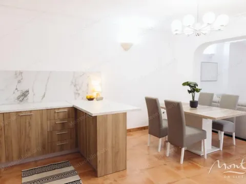 Prodaja, dvosoban stan, 74m², Sveti Stefan, Budva - image 6