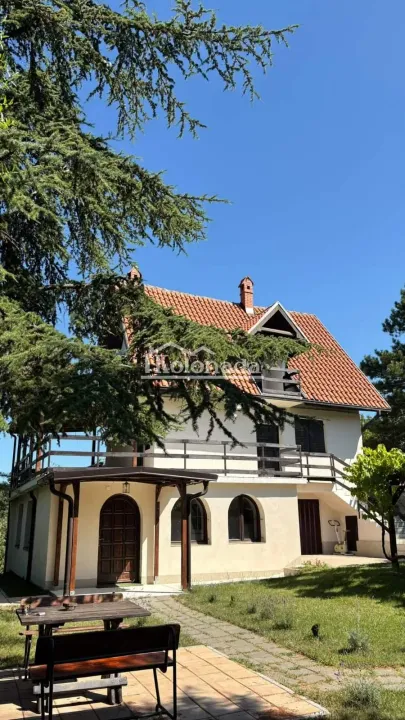 Prodaja, kuća, 210m², Nemenikuće, Sopot