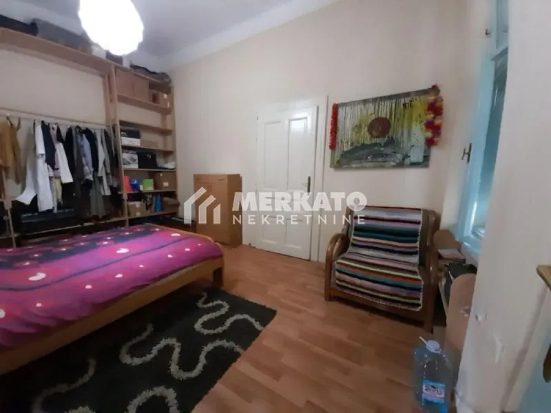Prodaja, četvorosoban stan, 96m², Centar, Zrenjanin
