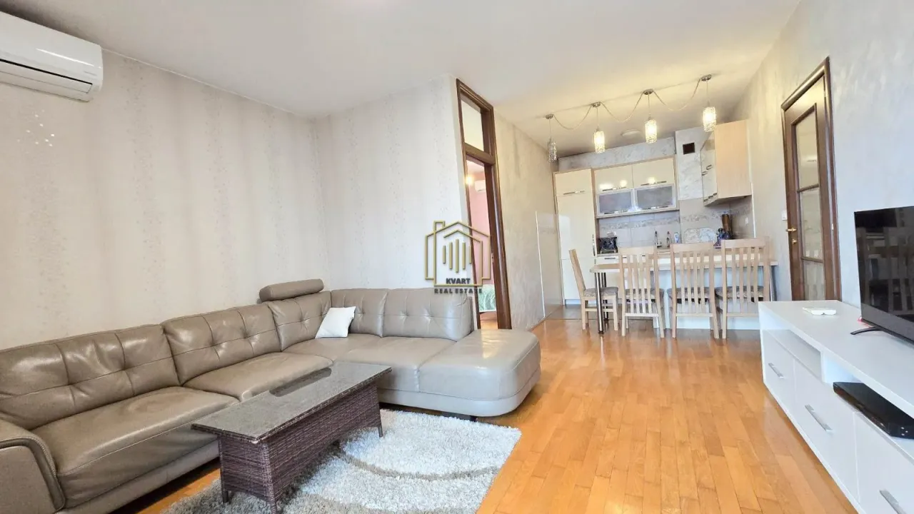 Izdavanje, dvosoban stan, 60m², Stari Aerodrom, Podgorica