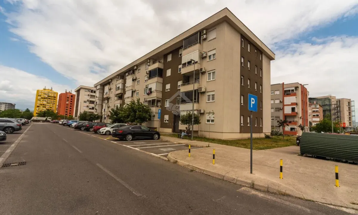 Sale, one bedroom apartment, 52m², Tuški Put, Podgorica