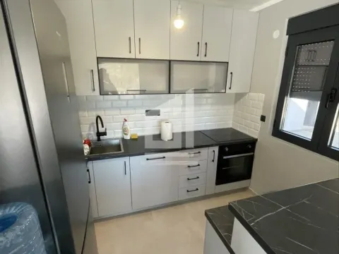 Izdavanje, kuća, 110m², Pričelje, Podgorica - image 15