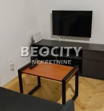 Stan in Gundulićev Venac