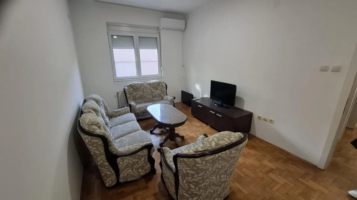 Prodaja, dvosoban stan, 68m², Centar, Novi Sad