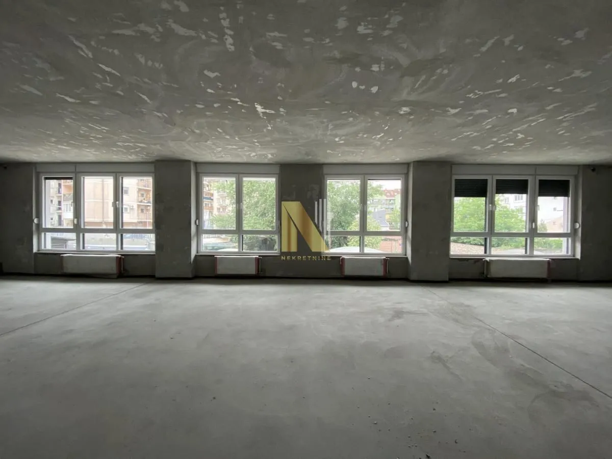 Rent, office space, 221m², Grbavica, Novi Sad Sve Podlokacije