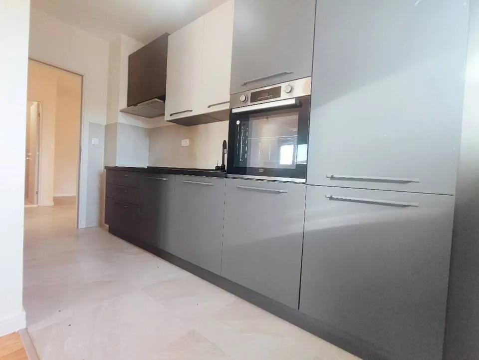 Rent, two bedroom apartment, 75m², Central Point, Podgorica