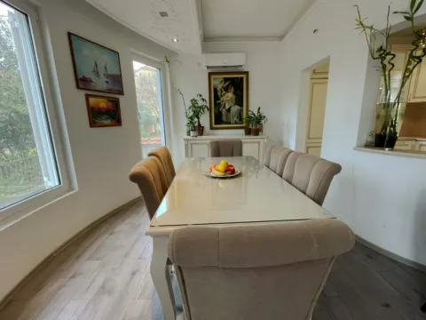 Rent, two bedroom apartment, 90m², Seljanovo, Tivat - image 4