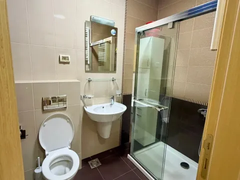 Rent, one bedroom apartment, 47m², Blok 6, Podgorica - image 7