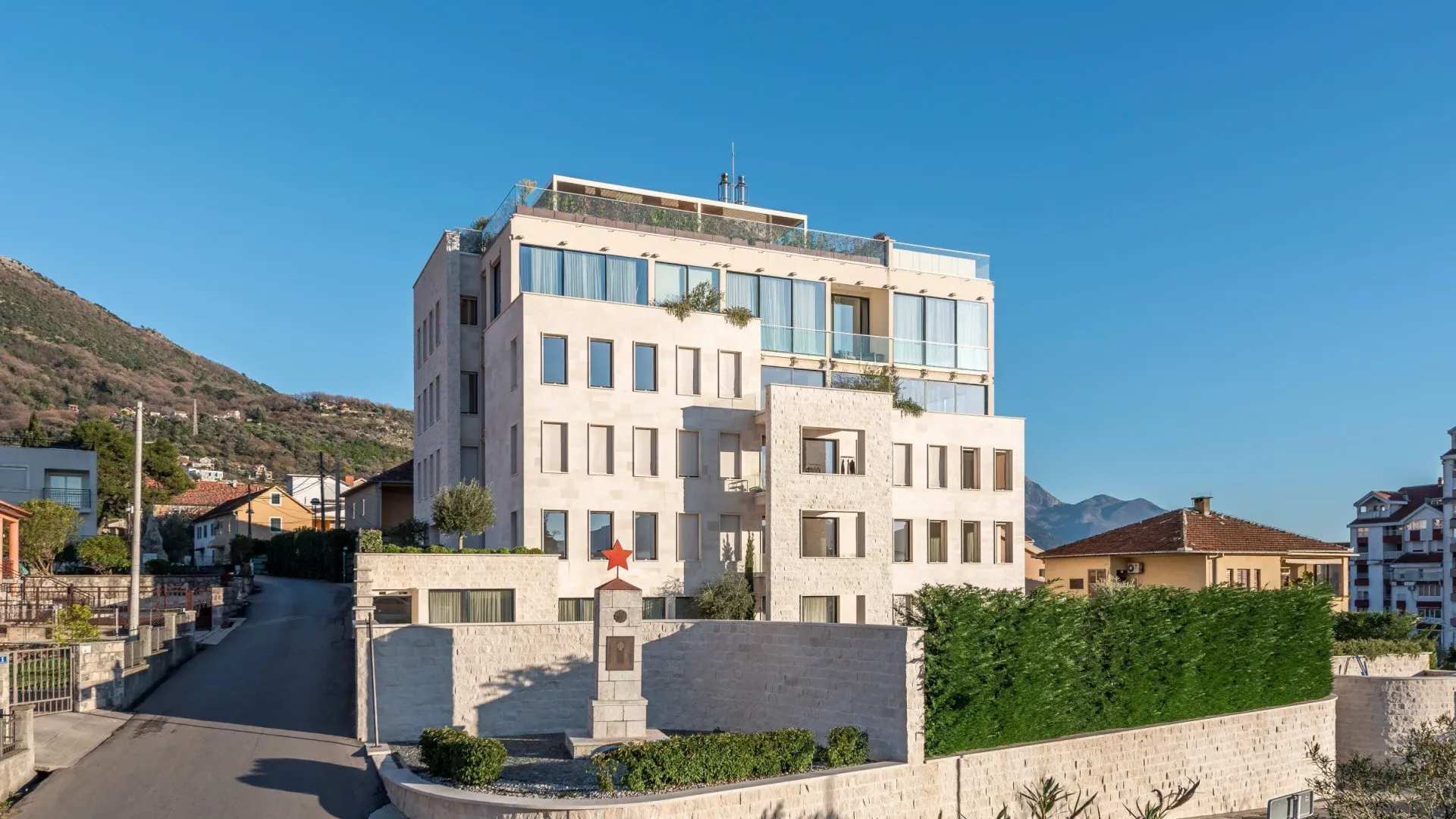 Prodaja, jednosoban stan, 54m², Centar, Tivat