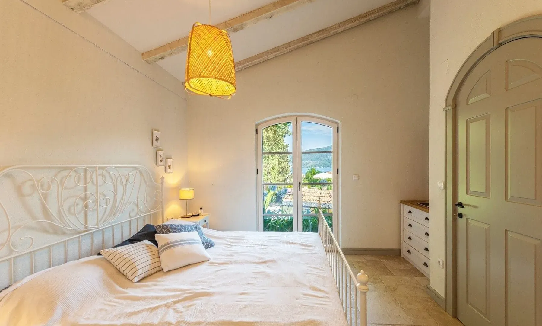 Sale, house, 198m², Bratešići, Kotor