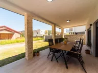 Prodaja, kuća, 130m², Tološi, Podgorica - image 44