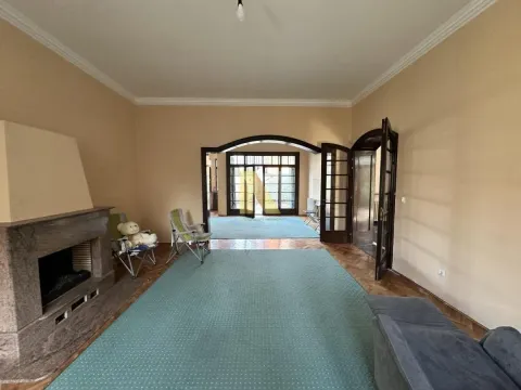 Prodaja, kuća, 298m², Jodna Banja, Novi Sad Sve Podlokacije - image 1