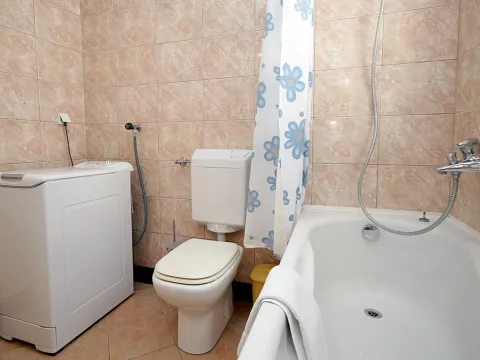 Prodaja, četvorosoban stan, 95m², Sveti Stefan, Budva - image 12