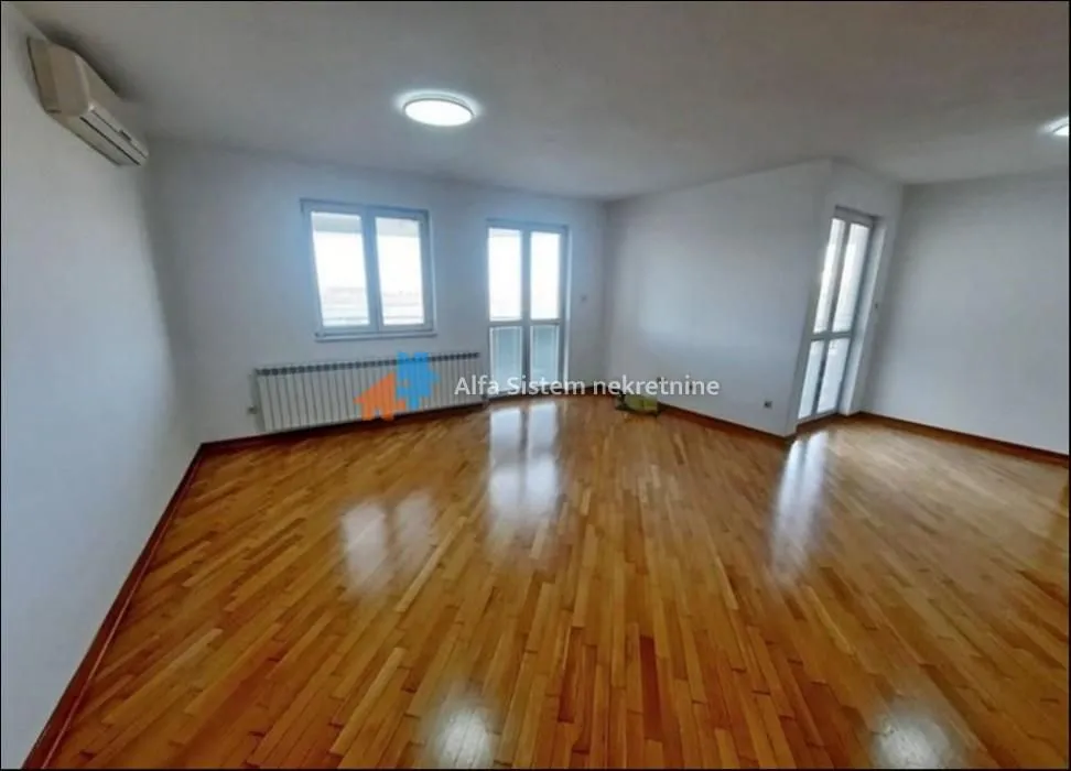 Izdavanje, stan, 172m², Vračar Sve Podlokacije, Beograd