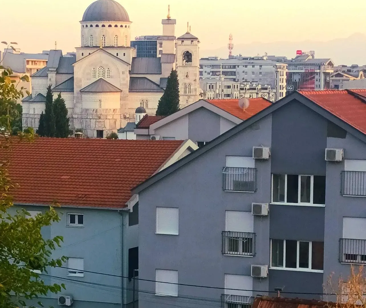 Izdavanje, kuća, 85m², Dalmatinska ulica, Podgorica