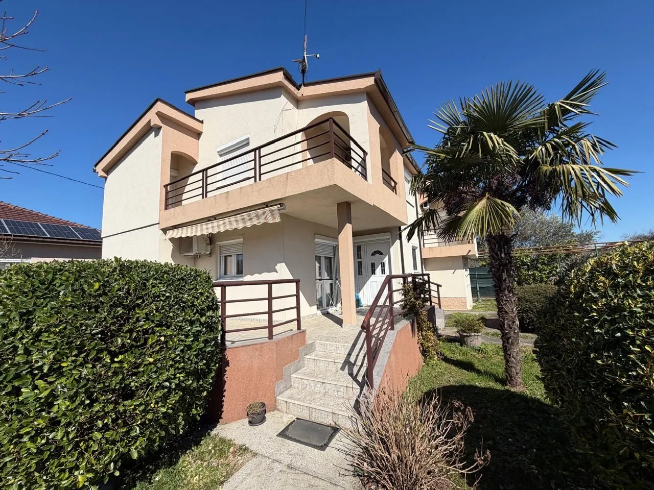 Sale, house, 164m², Gornja Gorica, Podgorica