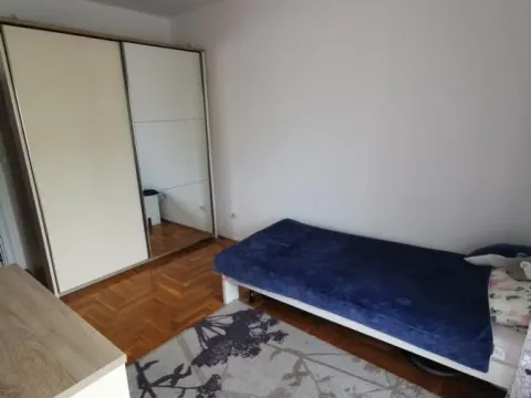 Izdavanje, jednosoban stan, 38m², Adamovićevo Naselje, Novi Sad Sve Podlokacije - image 3