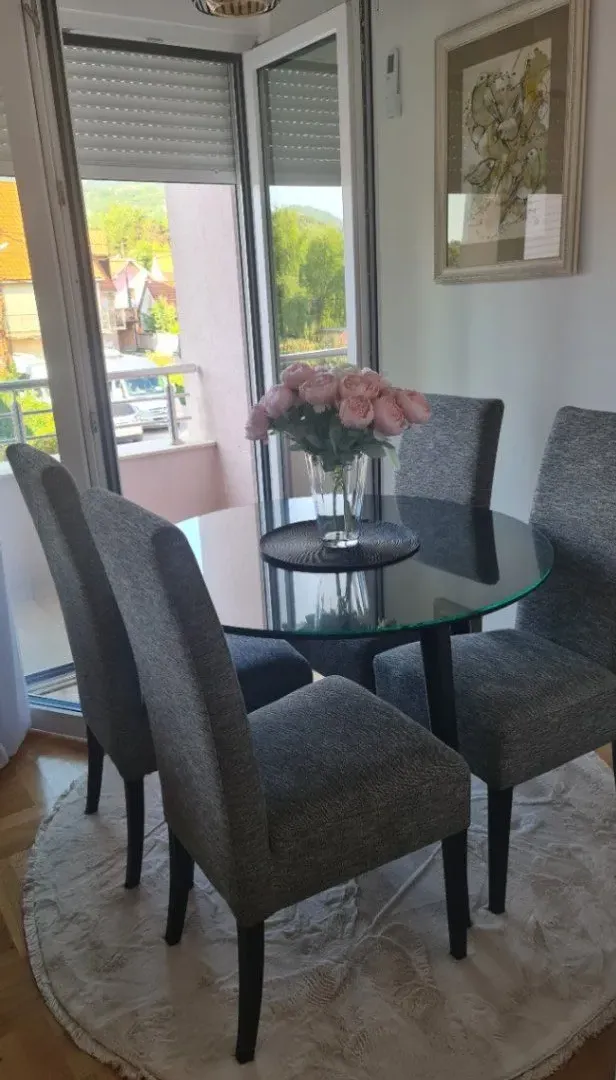 Rent, one bedroom apartment, 48m², Cetinje, Crna Gora