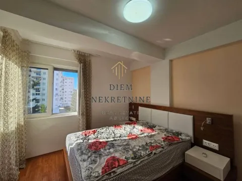 Rent, three bedroom apartment, 110m², Centar, Bar - image 12