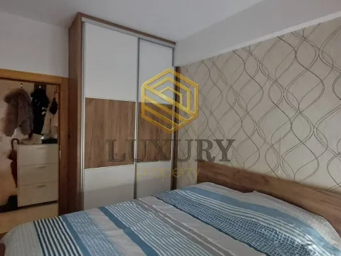 Izdavanje, dvosoban stan, 56m², Blok 9, Podgorica - image 2
