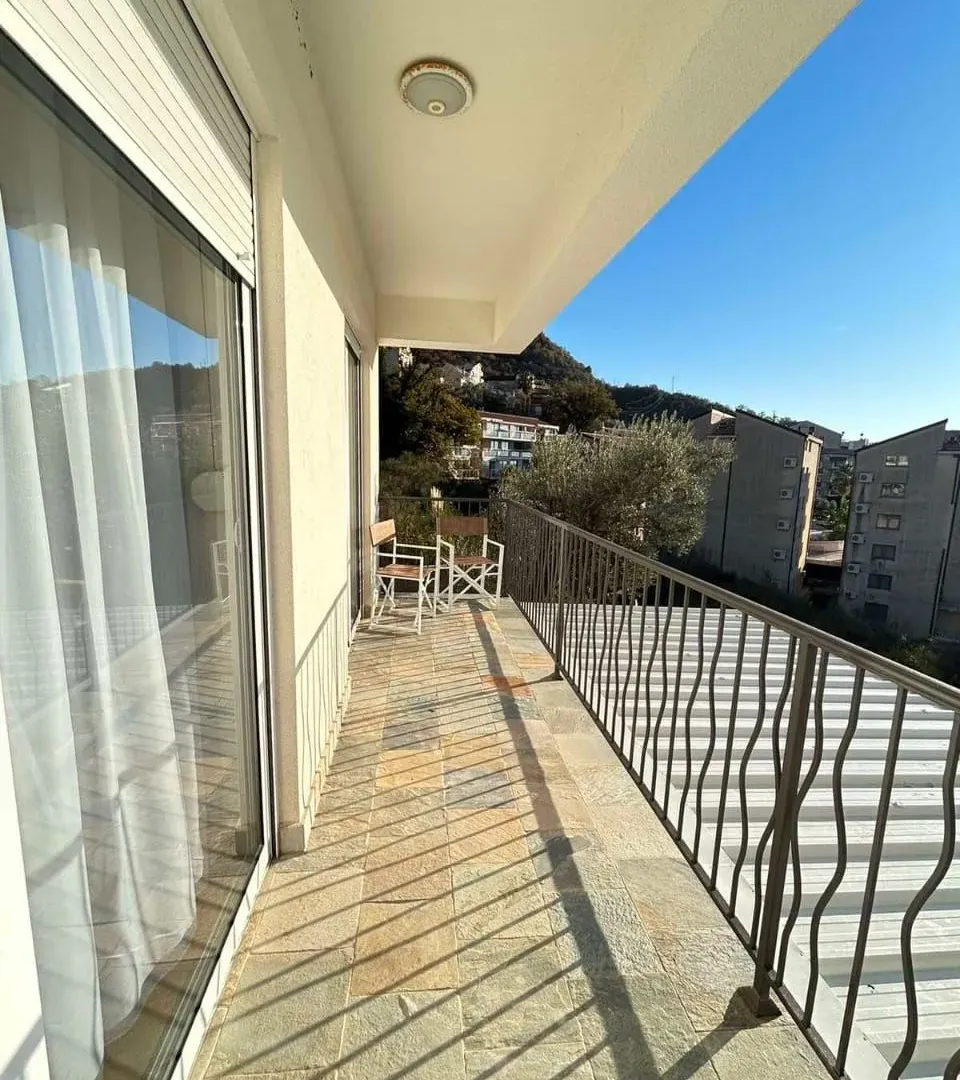 Prodaja, dvosoban stan, 76m², Budva, Crna Gora
