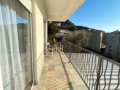 Sale, two bedroom apartment, 76m², Budva, Crna Gora - image 10