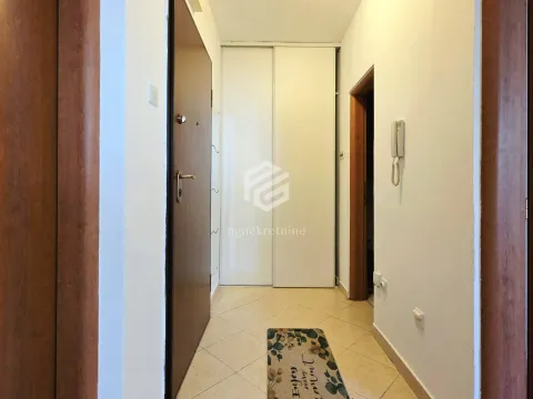 Rent, two bedroom apartment, 60m², Preko Morače, Podgorica - image 10