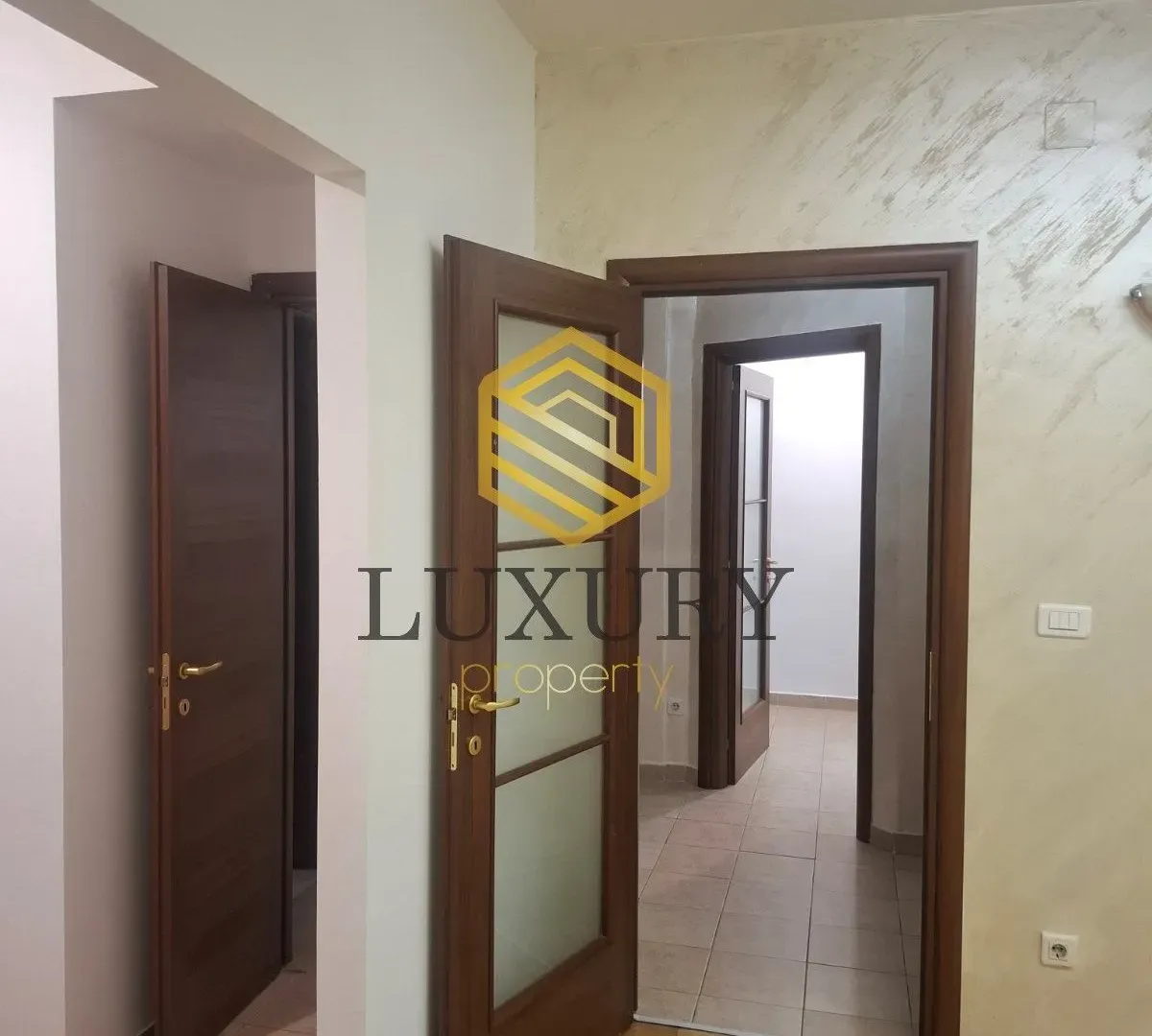Rent, two bedroom apartment, 80m², City Kvart, Podgorica