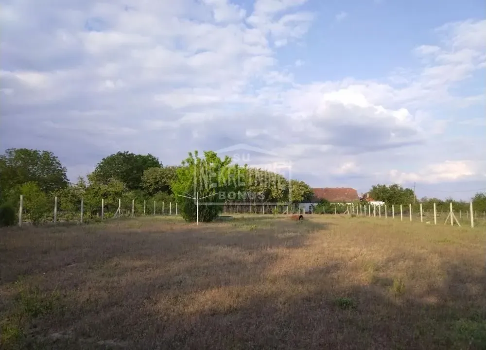 Sale, land lot, 1855m², Mali Radanovac, Subotica