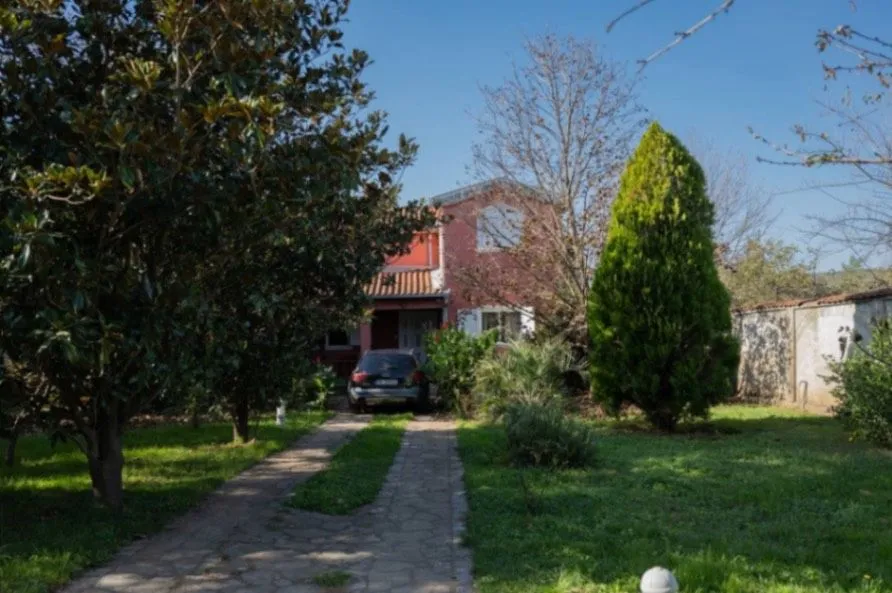 Prodaja, kuća, 250m², Donja Gorica, Podgorica