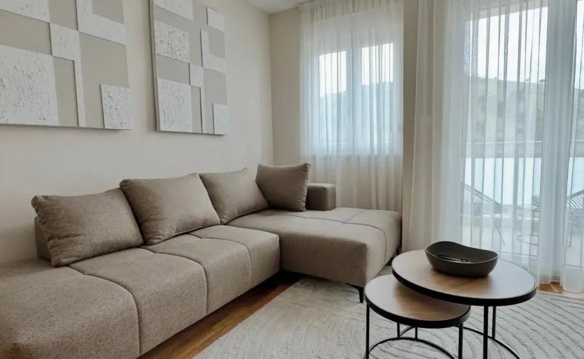 Izdavanje, garsonjera, 30m², Zagorič, Podgorica