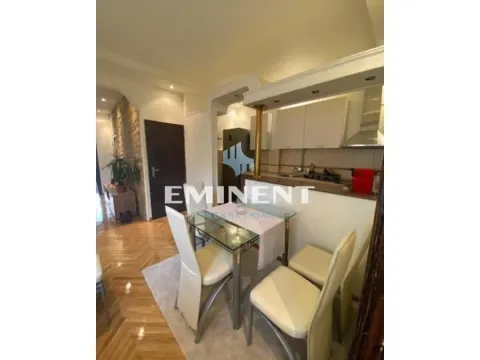 Rent, three bedroom apartment, 75m², Vračar Hram, Vračar Sve Podlokacije - image 4