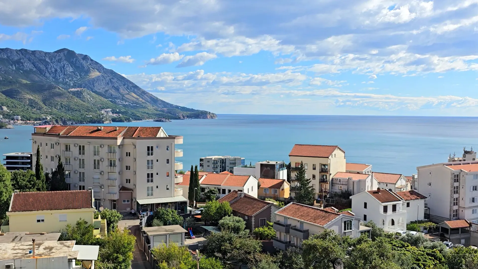 Sale, one bedroom apartment, 38m², Bečići, Budva
