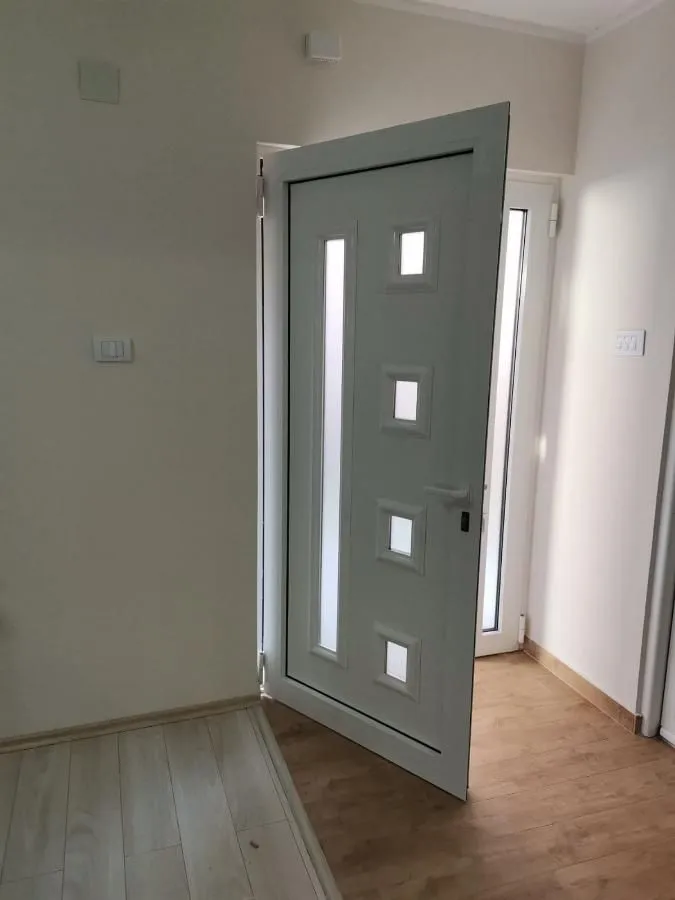 Izdavanje, kuća, 40m², Stari Aerodrom, Podgorica