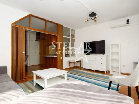 Rent, house, 120m², Centar, Podgorica - image 14