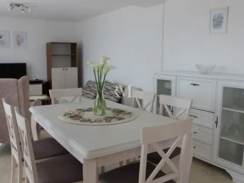 Rent, one bedroom apartment, 56m², Tivat, Crna Gora