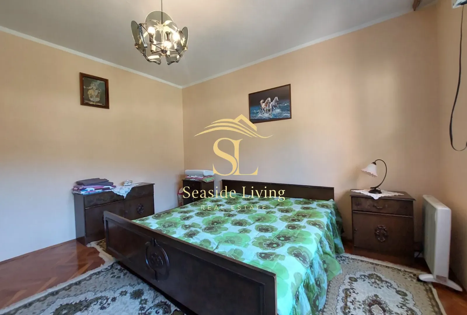 Rent, three bedroom apartment, 90m², Centar, Kotor