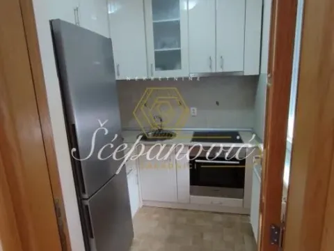 Prodaja, dvosoban stan, 43m², Grbavica, Novi Sad Sve Podlokacije - image 2