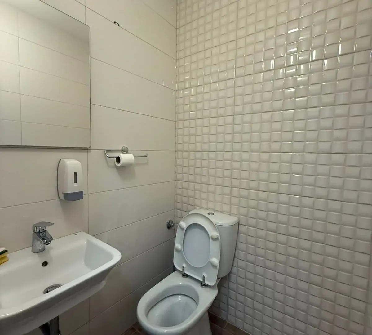 Rent, office space, 87m², Centar, Podgorica