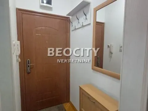 Izdavanje, stan, 25m², Centar, Novi Sad - image 4