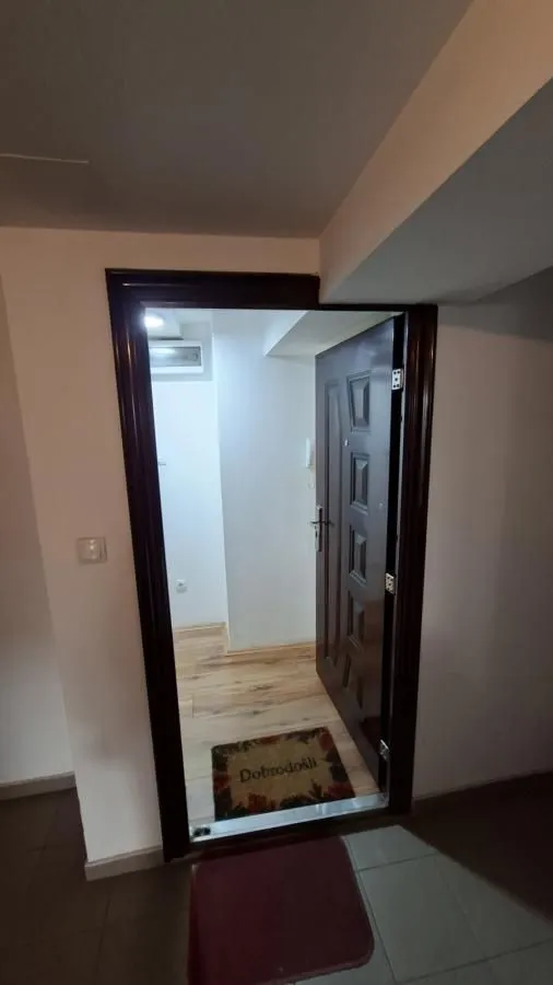Prodaja, dvosoban stan, 40m², Nova Detelinara, Novi Sad Sve Podlokacije