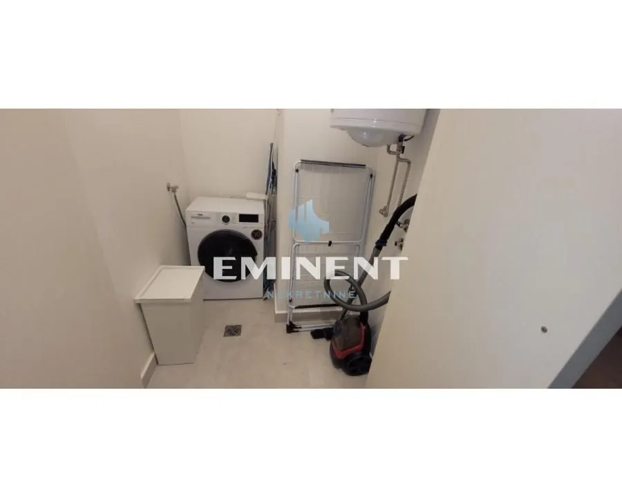 Rent, two bedroom apartment, 57m², Savski Venac, Beograd