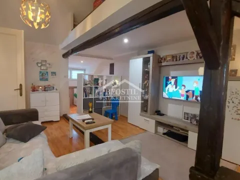 Sale, one bedroom apartment, 52m², Kalenić Pijaca, Vračar Sve Podlokacije