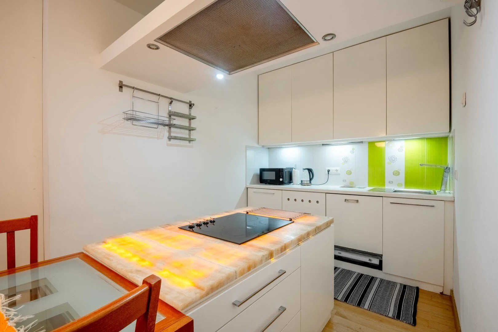 Sale, two bedroom apartment, 74m², Rozino, Budva