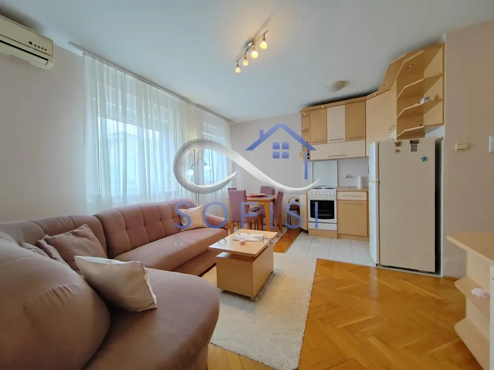 Izdavanje, jednosoban stan, 30m², Grbavica, Novi Sad Sve Podlokacije
